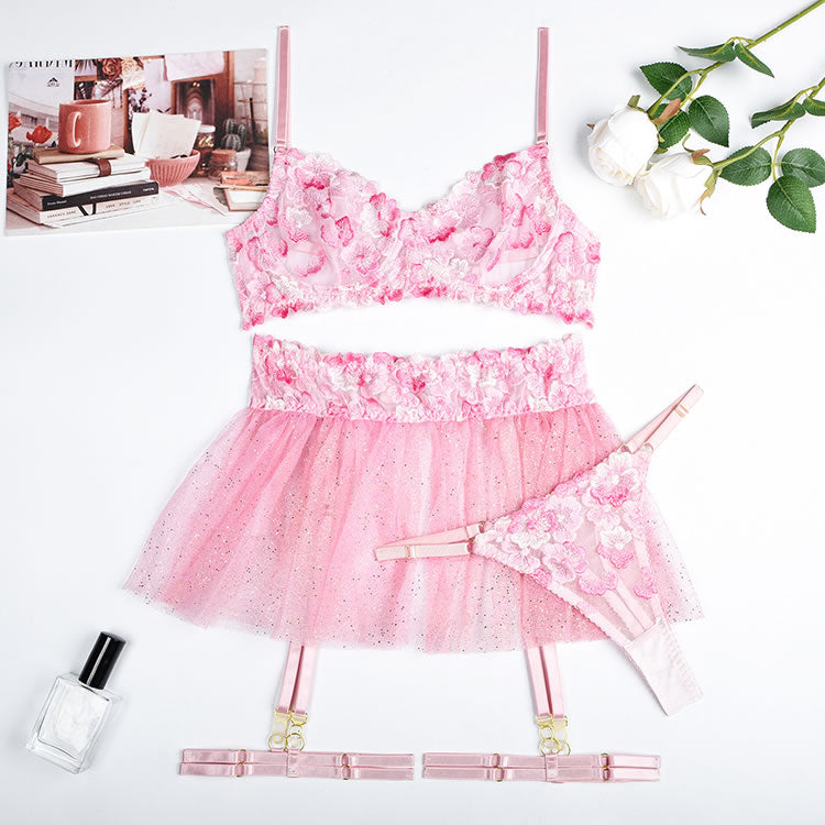 Full Bloom Lace 4 Piece Set