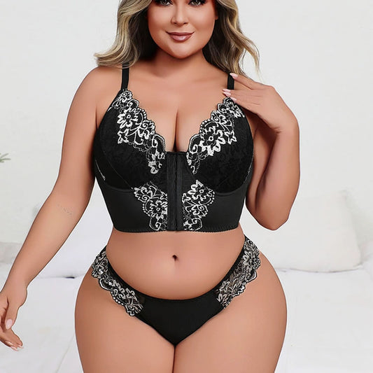 Black Lace Plus Size Bra and Panty Set